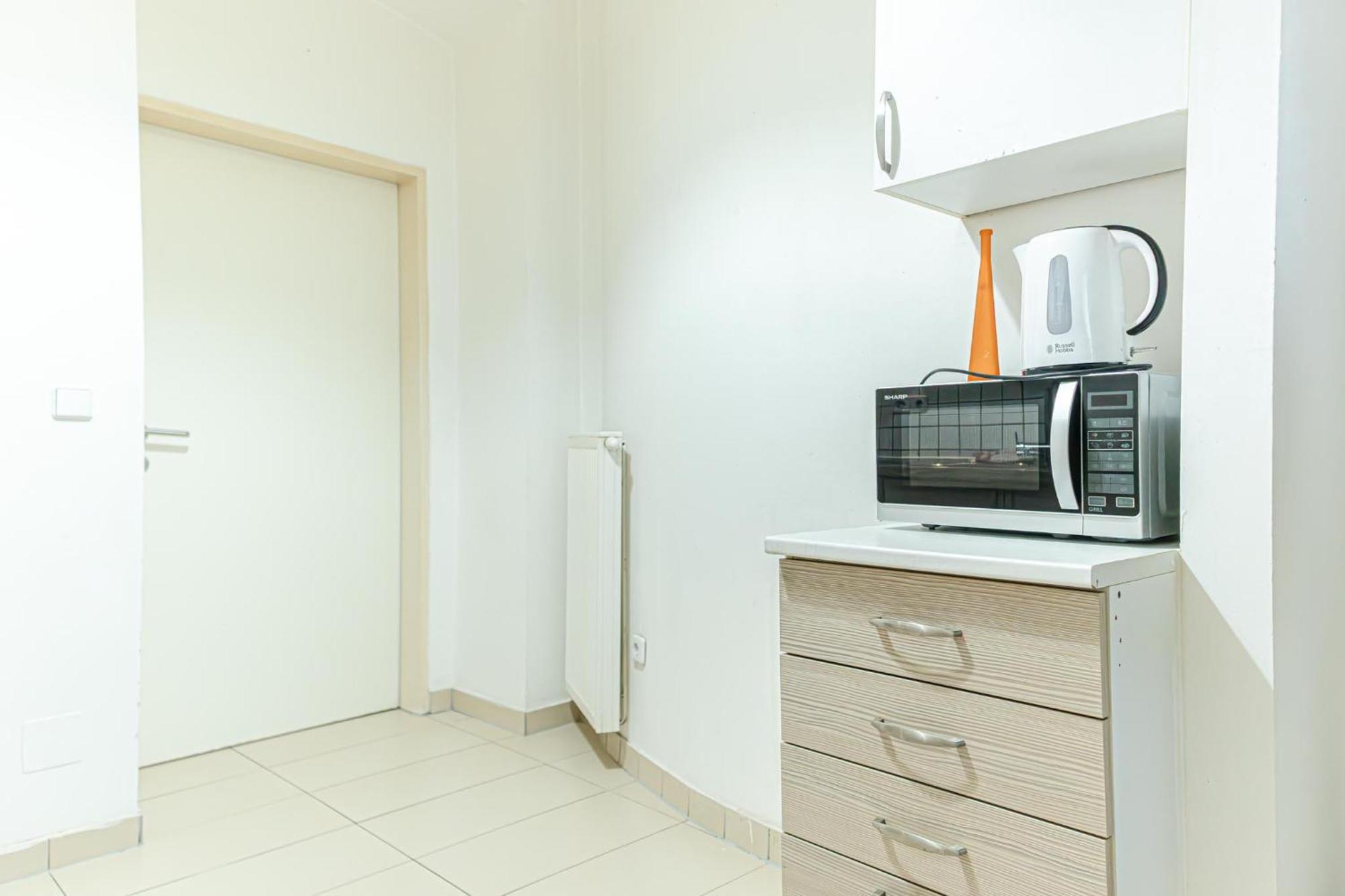 Amazing 2Br City Stay, Wiener Stadthalle Exterior photo
