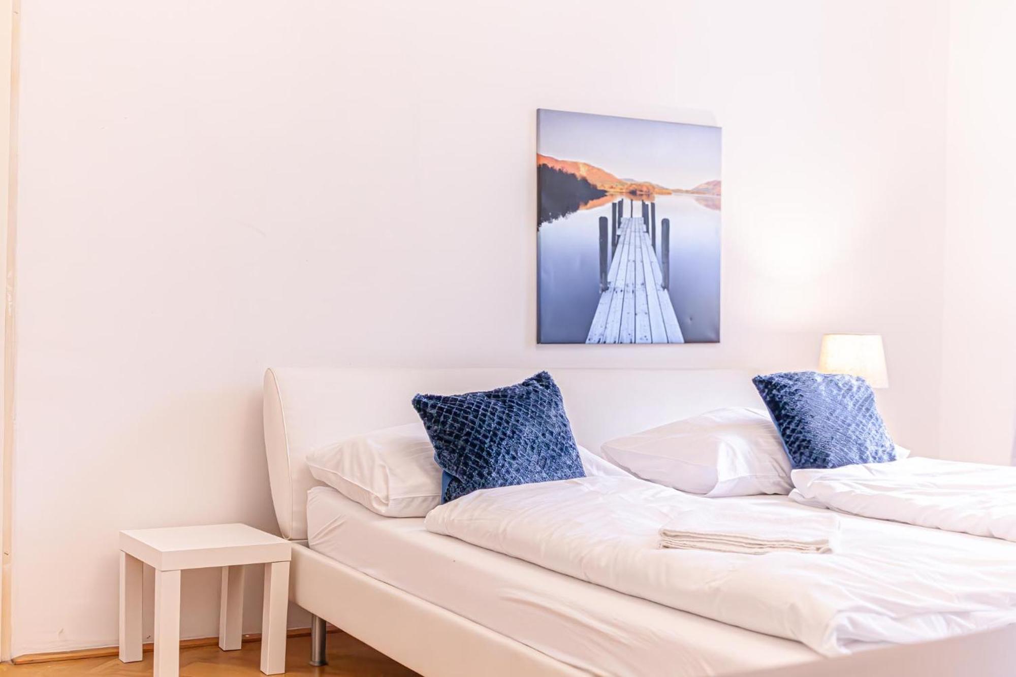 Amazing 2Br City Stay, Wiener Stadthalle Exterior photo