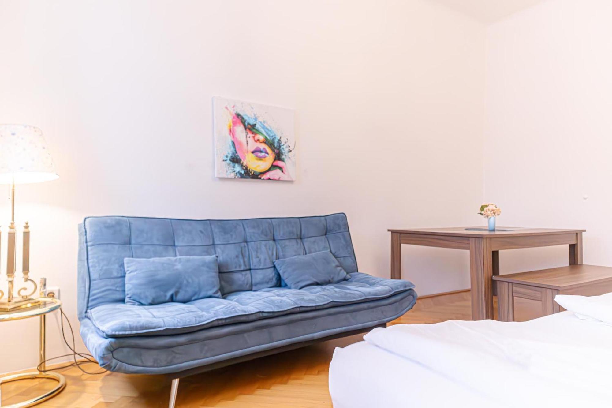 Amazing 2Br City Stay, Wiener Stadthalle Exterior photo